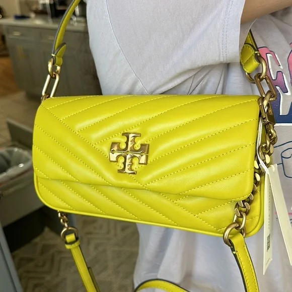 SMALL KIRA CHEVRON FLAP SHOULDER BAG - Picture 12 of 13